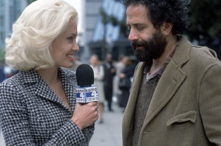 Жизнь, или Что-то вроде того, 2002 (англ. Life or Something Like It) 